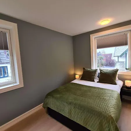 Beautiful 3-bedroom Near Center, 110m2, Great Location Lejlighed Stavanger